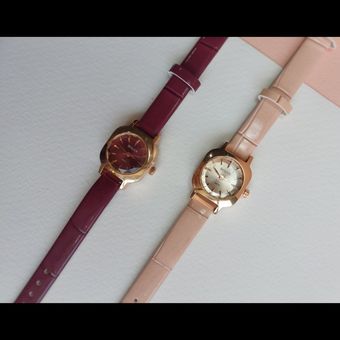 ساعت بند چرمی زنانه بولون