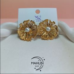 گوشواره میخی مرواریدی