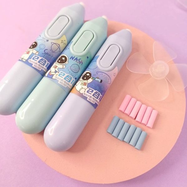 پاکن برقی فضانورد