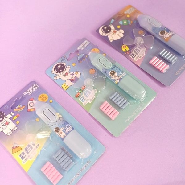 پاکن برقی فضانورد