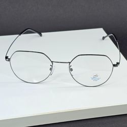 عینک طبی چندضلعی پسرانه و دخترانه شیشه بلوکات مدل 4014