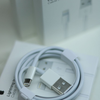 کابل شارژ آیفون اورجینال