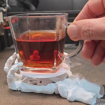 هولدر لیوان متحرک طرح اسکلت دست