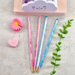 مداد مشکی دارای خط‌کش و جدول ضرب