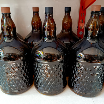 بطری ده لیتری