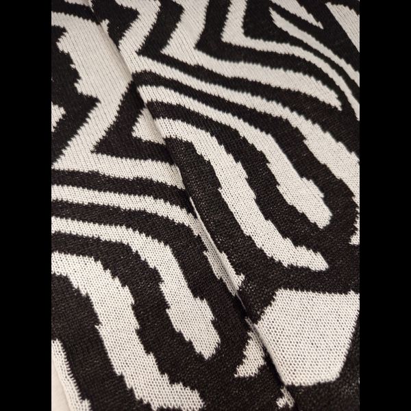 شلوار بافت طرح دار