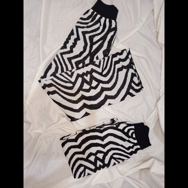 شلوار بافت طرح دار