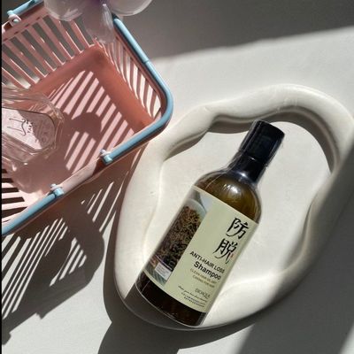 شامپو ضد ریزش رزماری بیواکوا اصل