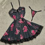 لباس خواب گل سرخ 1402