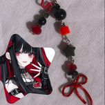 آویز پینترستی قرمز مشکی