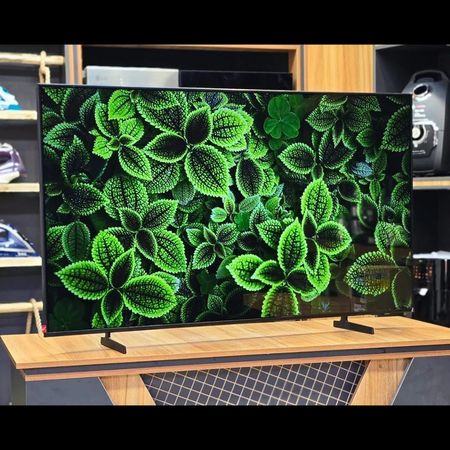 تلویزیون سامسونگ سری U8000F