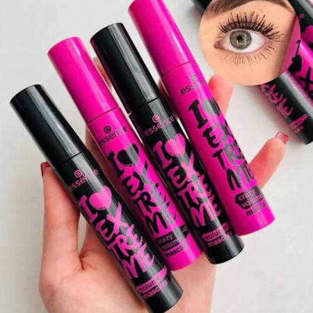 ریمل حجم دهنده و پرپشت کننده مشکی