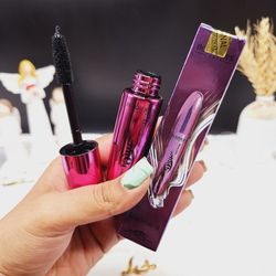 ریمل حجم دهنده و پرپشت کننده پوکه صورتی