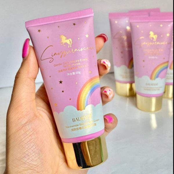 کرم آبرسان و مرطوب کننده یونیکورن