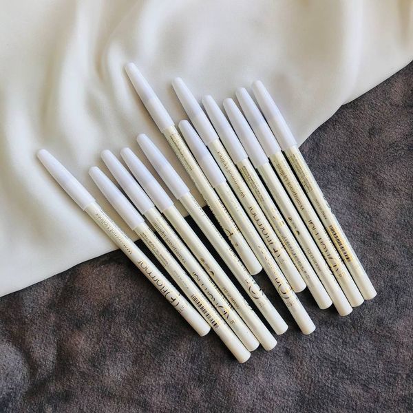 مداد چشم سفید