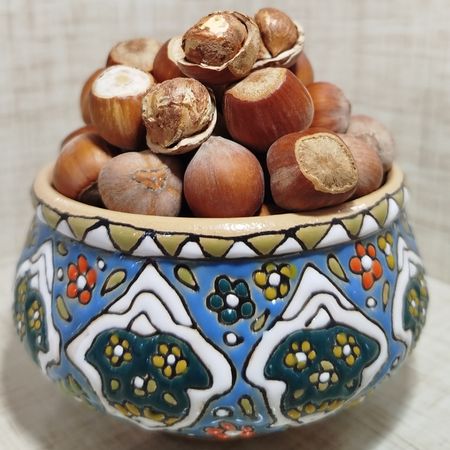 فندق با پوست آذرشهر 1 کیلویی | تازه امسالی، توپر و خوش‌طعم محلی