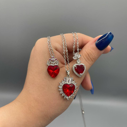 گردنبند جواهری قلب سرخ🫀