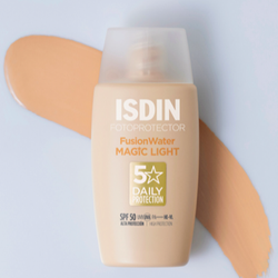 ضدآفتاب ایزدین فیوژن واتر مجیک لایت SPF50 ISDIN Fotoprotector Fusion Water Magic Light (Tinted)
