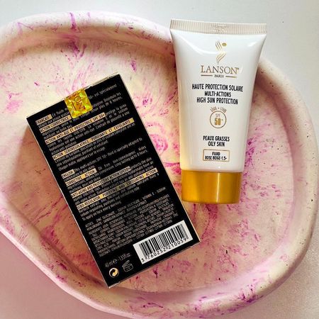 کرم ضدآفتاب کرمپودری اورجینال