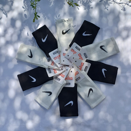 ساق بلند سفید مشکی نایکی