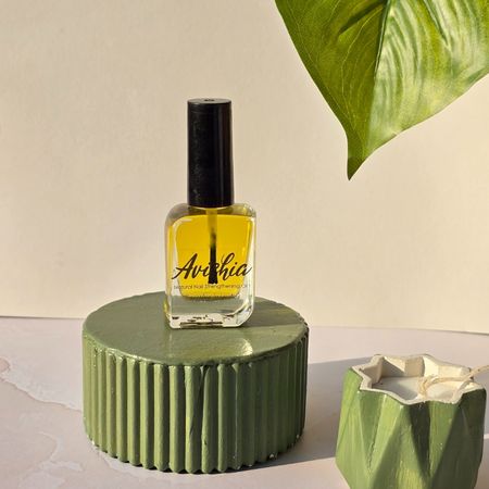 روغن تقویت‌ کننده ناخن ارگانیک
