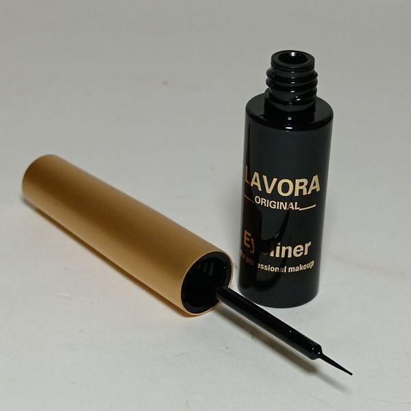 خطچشم مویی لاورا