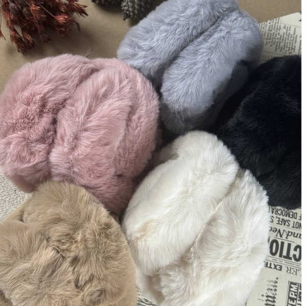 گوشگیر تاشو خز دار