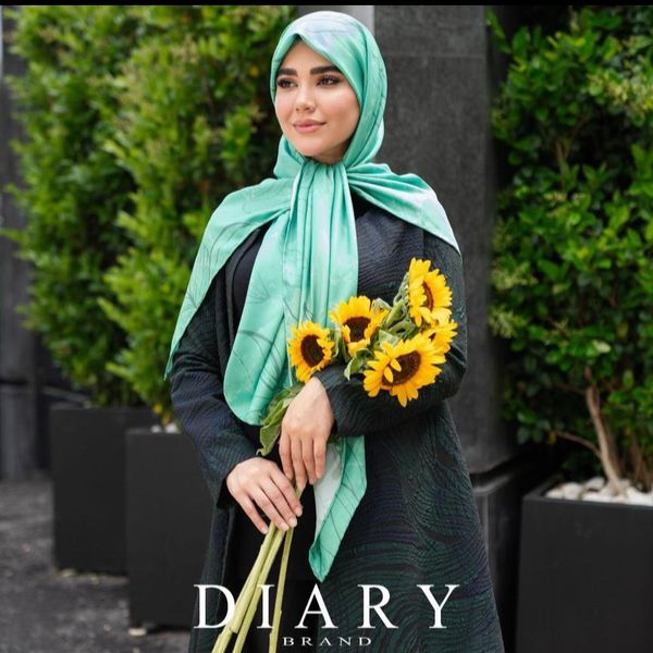 روسری نیلوفر آبی سبز رنگ
