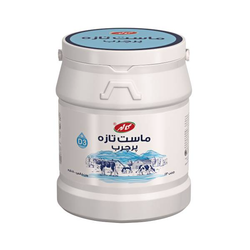ماست پرچرب 1800 گرمی کاله