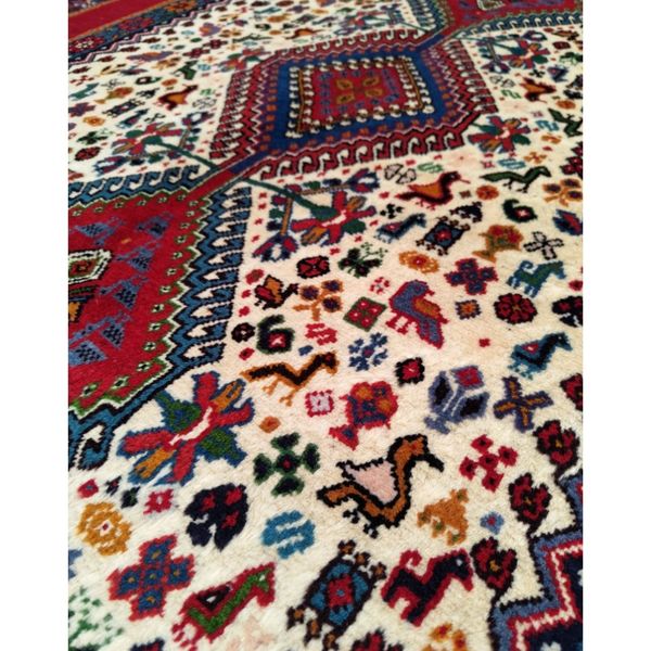 فرش دستباف چهارمتری سایز پرده ای  (تمام پشم یلمه طرح اسپرت دور خلوت حوضی)کد 6048