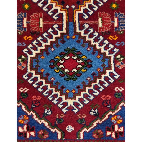 فرش دستباف سایز پادری یا پشتی زمینه لاکی (تمام پشم یلمه طرح حوضی) کد 5751