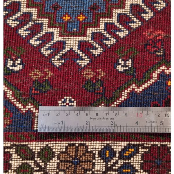 فرش دستباف سایز پادری یا پشتی زمینه لاکی (تمام پشم یلمه طرح حوضی) کد 5751