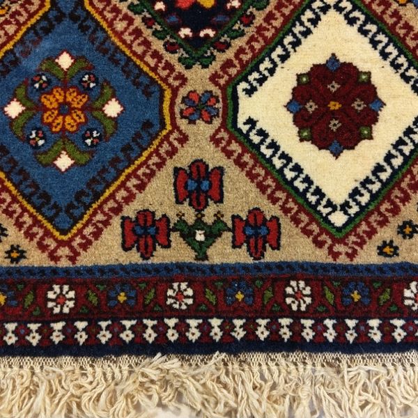 فرش دستباف سایز پادری یا پشتی زمینه گردویی (تمام پشم یلمه طرح قابی) کد5915