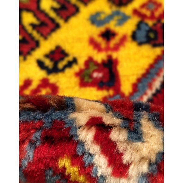 فرش دستباف سایز پادری یا پشتی زمینه زرد طلایی (تمام پشم یلمه طرح حوضی) کد 5934