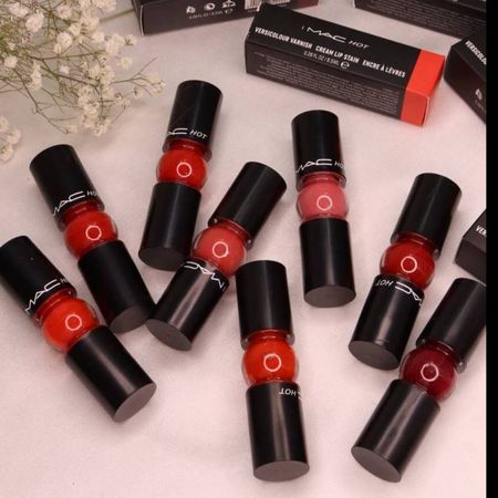 رژ مایع شیشه ای