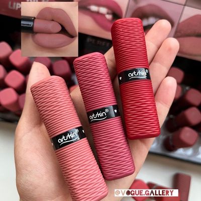 رژ لب جامد مخملی آرت اسکین