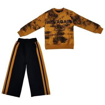 "ست لباس بچه‌گانه اسپرت پسرانه – سویشرت در دو رنگ با طرح WIN AGAIN و شلوار مشکی راه‌دار – مناسب پاییز و زمستان"