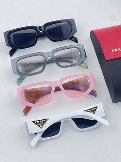 زنانه افتابی پرادا