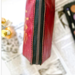 کیف لوازم آرایش . جامدادی (طرح عشق)