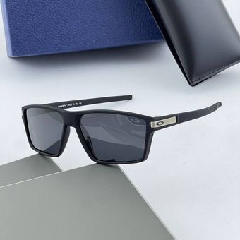 افتابی مردانه اوکلی