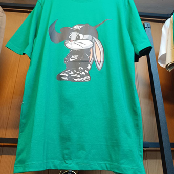 تیشرت طرح چاپی قواره دار