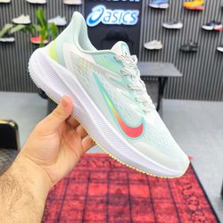 کتونی برند nike winflo