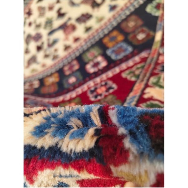 فرش دستباف سایز مربع یک و نیم در یک و نیم (تمام پشم یلمه طرح حوضی) کد 6018