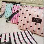 کیف لوازم آرایش قلبی