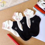 جوراب مچی کبریتی زنانه لبه حریر طرح گلدوزی پاپیون برند وارداتی