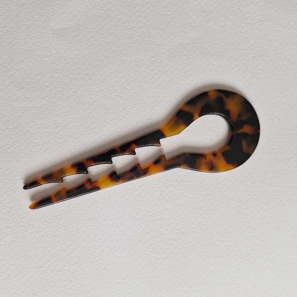 کانزاشی دو شاخ دندانه دار پلنگی