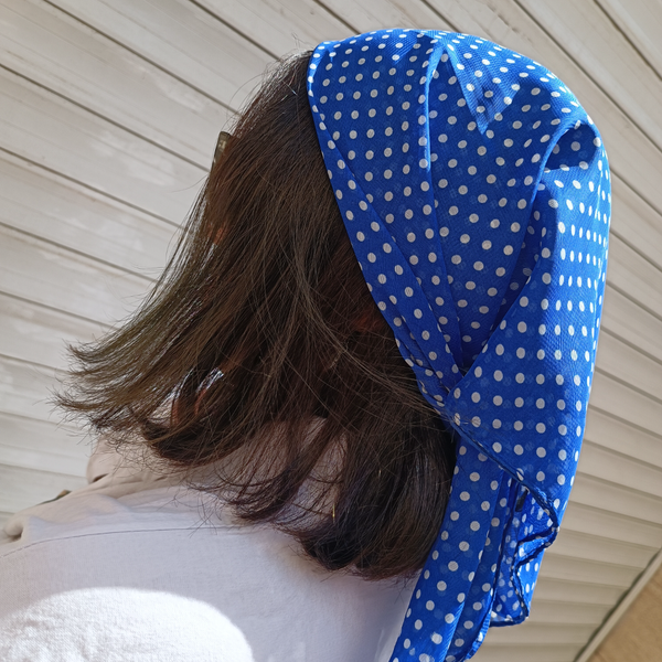 مینی اسکارف خال خالی