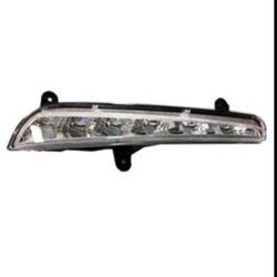 چراغ رانندگی در روز راست ام وی ام X33S