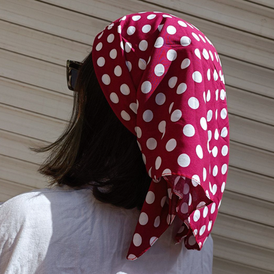 مینی اسکارف توپ توپی آلبالویی