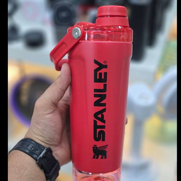 بطری شیکر باشگاهی برند Stanley